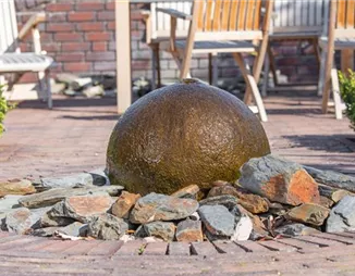 Mit dem Gartenbrunnen eine eigene Wohlfühloase schaffen