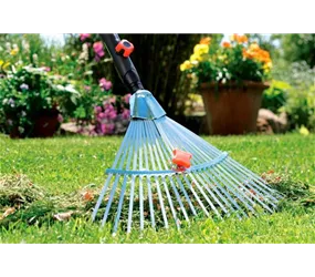 Gardena - cs-Verstellbesen 30 - 50cm breit Gardena - cs-Verstellbesen 30 - 50cm breit