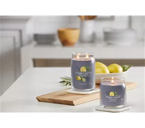 Medium Jar 368 g Yankee Candle - Black Tea & Lemon Medium Jar 368 g Yankee Candle - Black Tea & Lemon