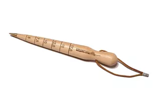 Krumpholz - Pflanzholz mit Messingspitze und Lederband Krumpholz - Pflanzholz mit Messingspitze und Lederband